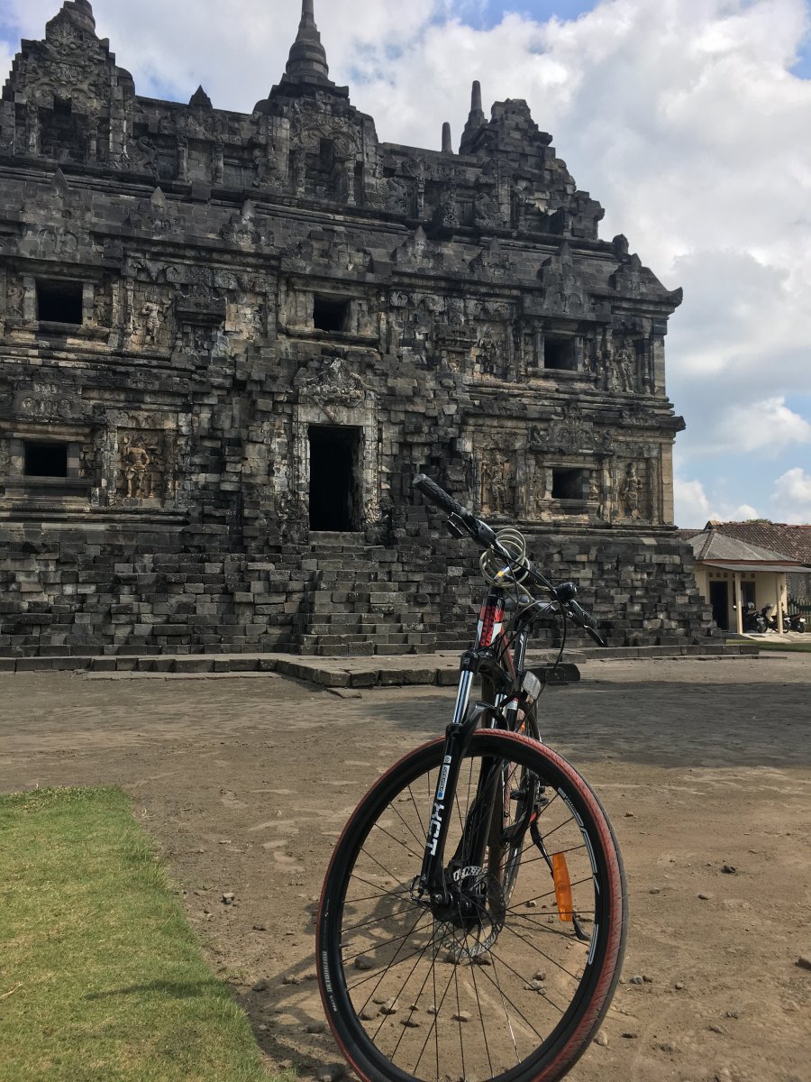 348173_b7abba611213ab6aa8b64469f134d335