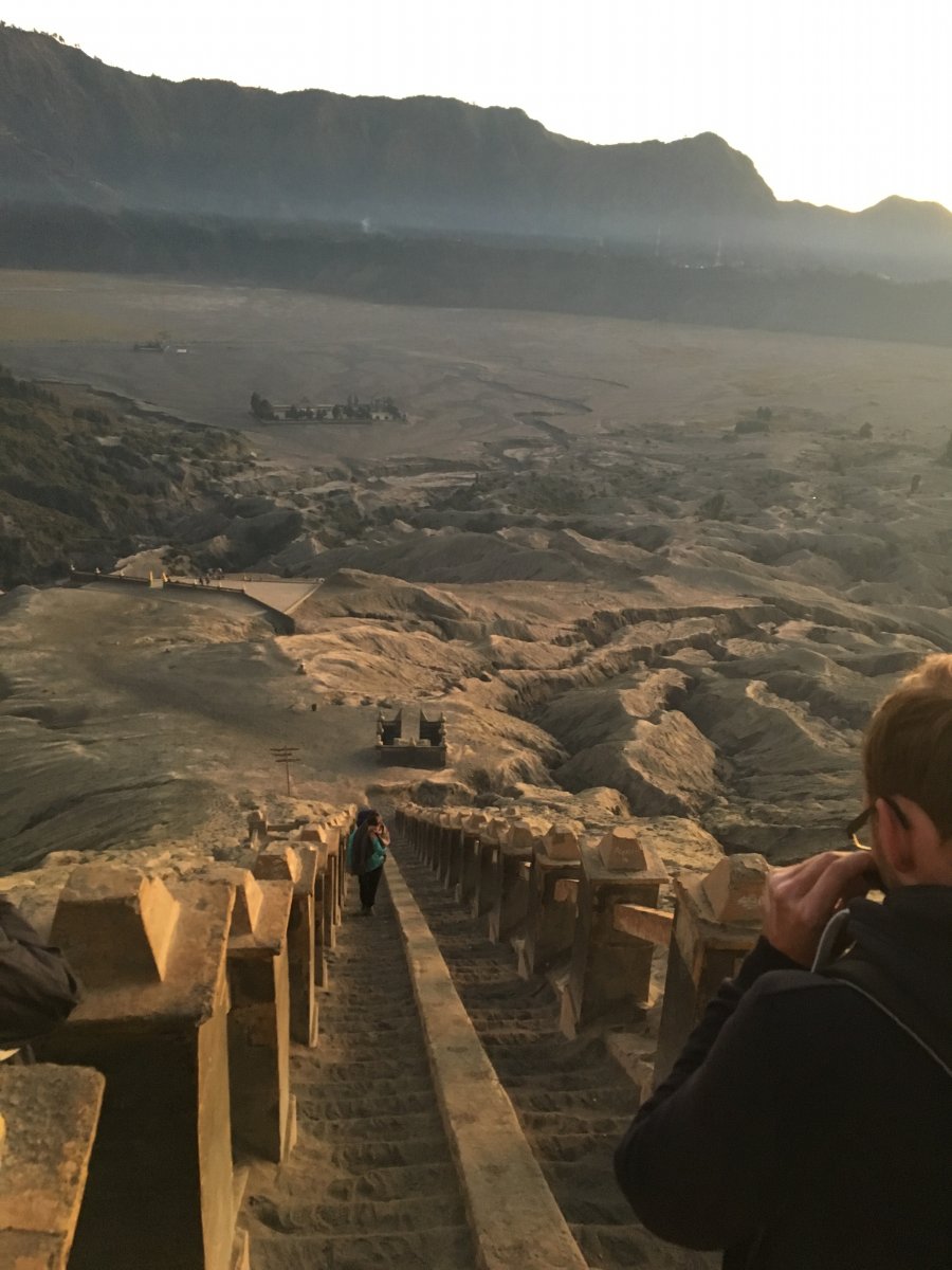 348992_9efc13372eabac602cf742cda43f3e02