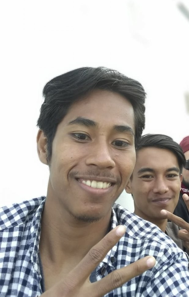 350784_82f89bd19221dd39af223e8658ced93f